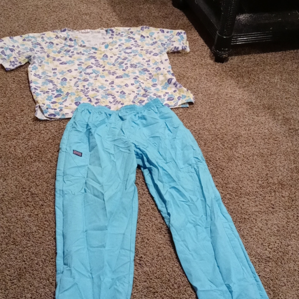 Floral Nurse scrub set